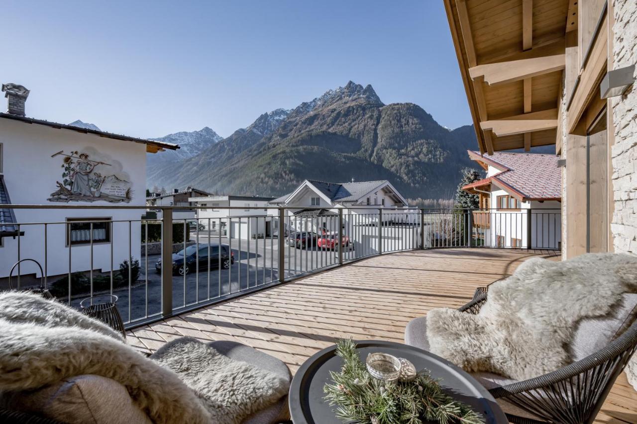 Alpenchalet Tirol レンゲンフェルト エクステリア 写真